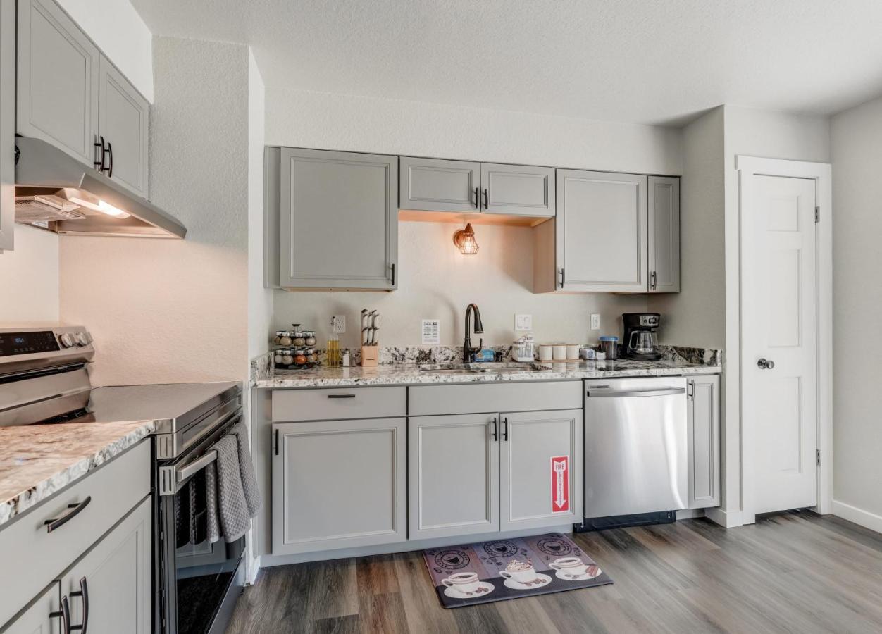 Pueblo Place Riverwalk Fireplace Pet-Friendly المظهر الخارجي الصورة